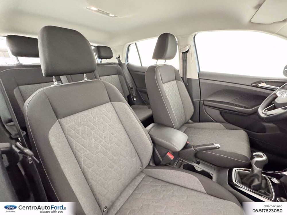 Volkswagen T-Cross usata a Roma (7)