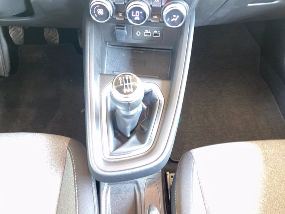 Mitsubishi Colt usata a Milano (15)