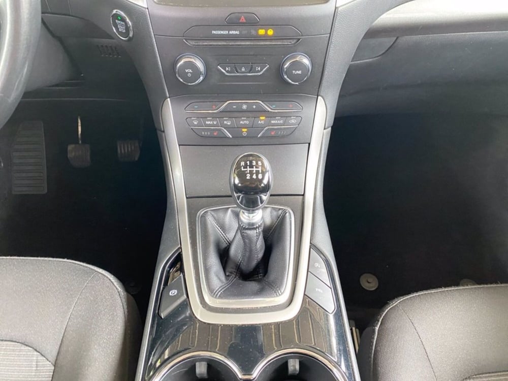 Ford Galaxy usata a Milano (16)