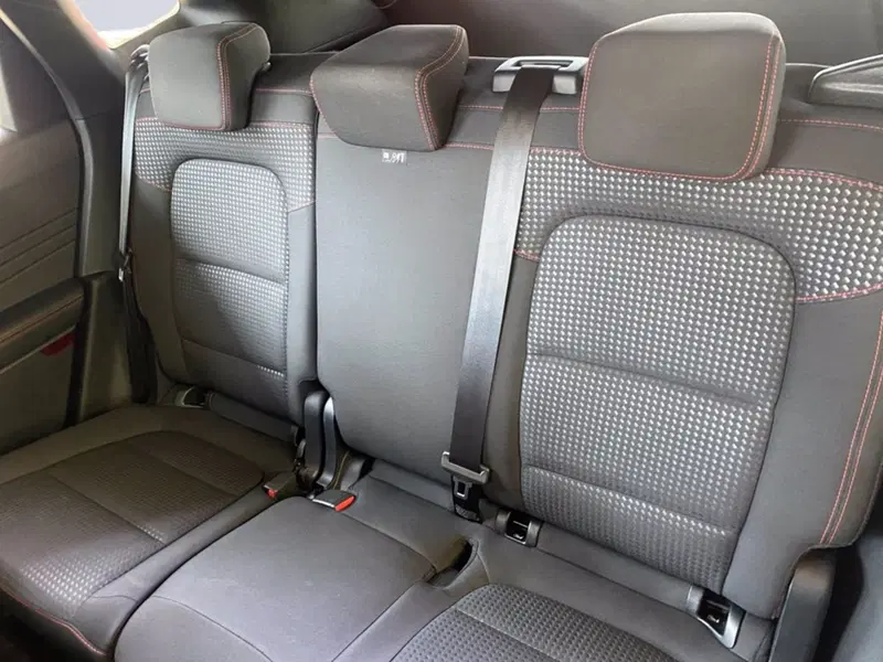 Ford Kuga usata a Milano (10)