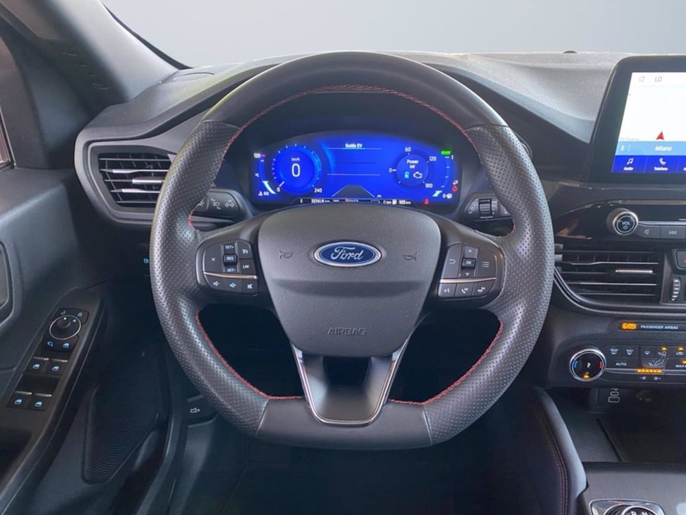 Ford Kuga usata a Milano (13)
