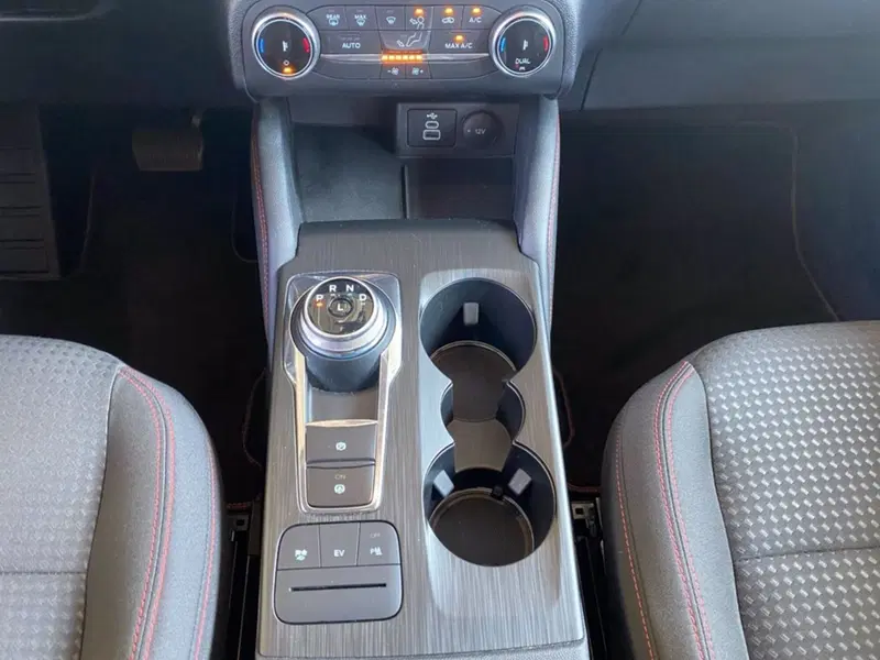 Ford Kuga usata a Milano (15)