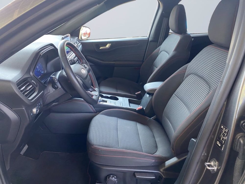 Ford Kuga usata a Milano (9)