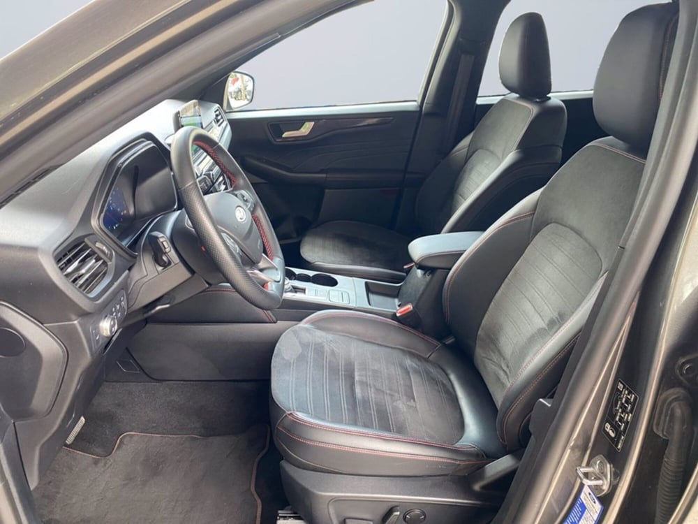 Ford Kuga usata a Milano (9)