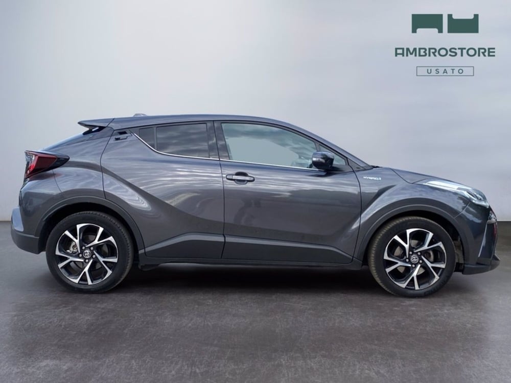 Toyota Toyota C-HR usata a Milano (4)