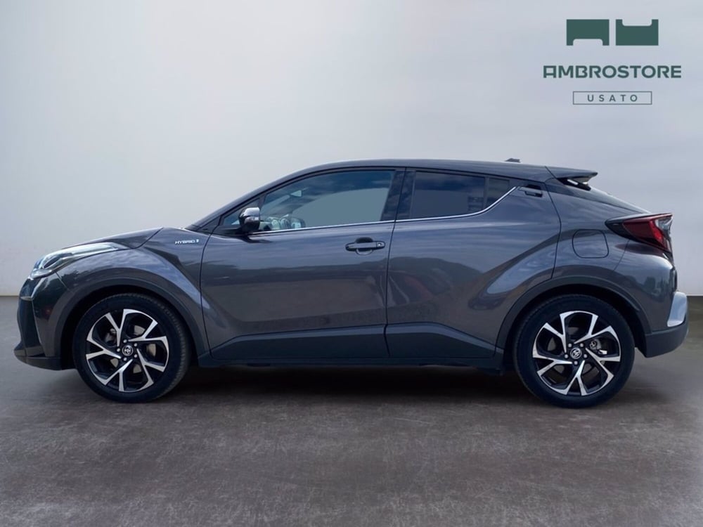 Toyota Toyota C-HR usata a Milano (8)