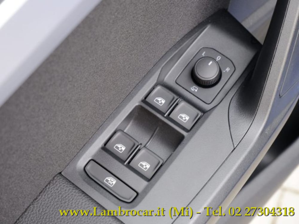 SEAT Ibiza nuova a Milano (18)