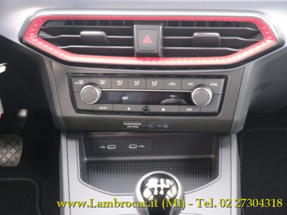 SEAT Ibiza nuova a Milano (8)