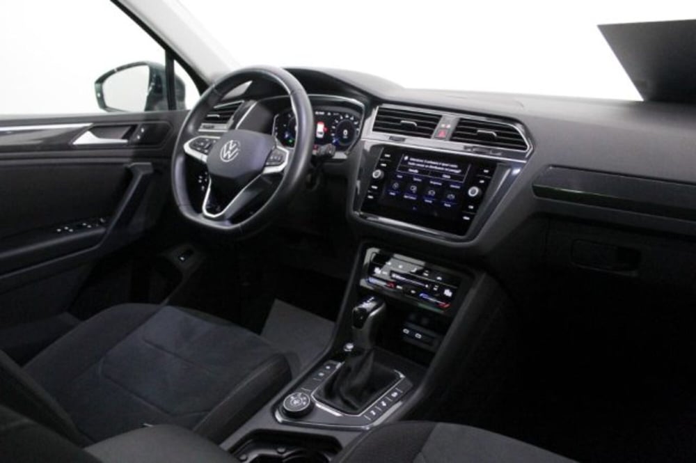 Volkswagen Tiguan usata a Novara (7)