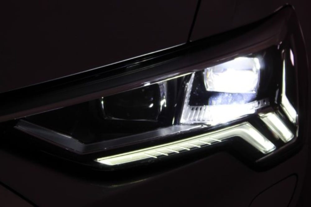 Audi Q3 Sportback usata a Novara (10)