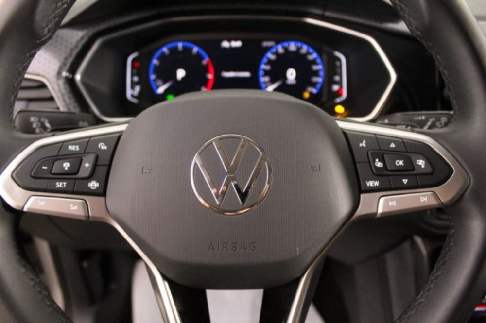 Volkswagen T-Cross usata a Novara (14)