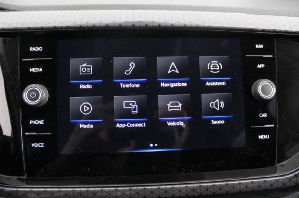 Volkswagen T-Cross usata a Novara (13)