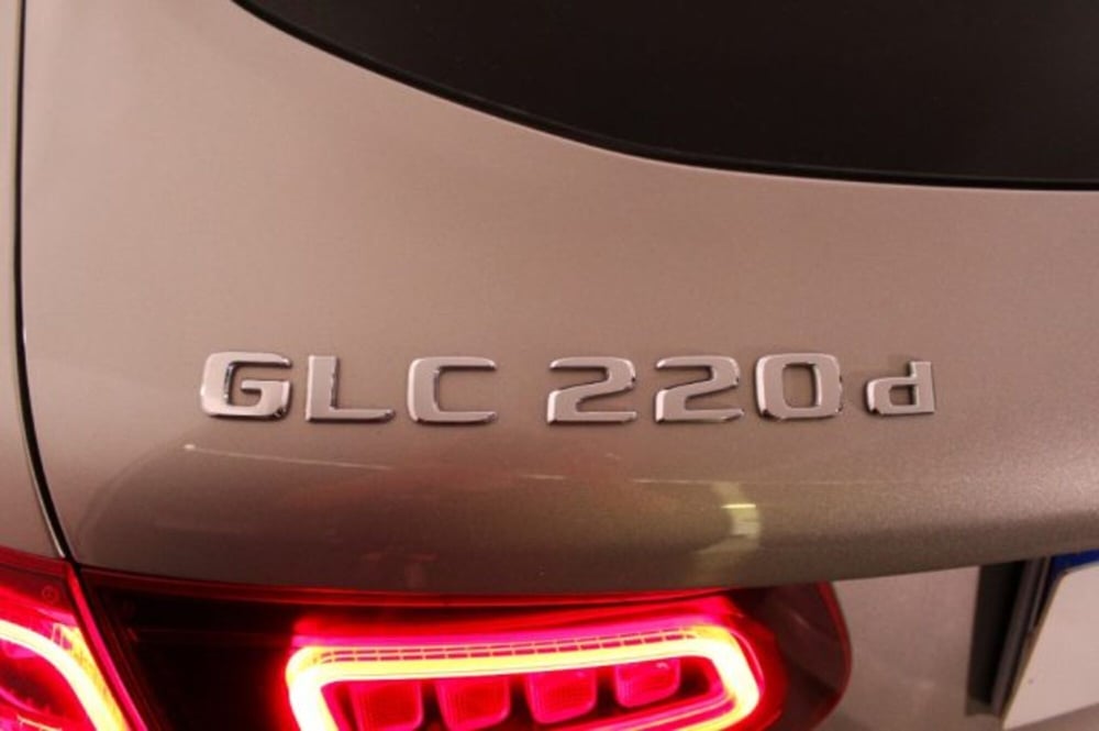 Mercedes-Benz GLC SUV usata a Novara (18)