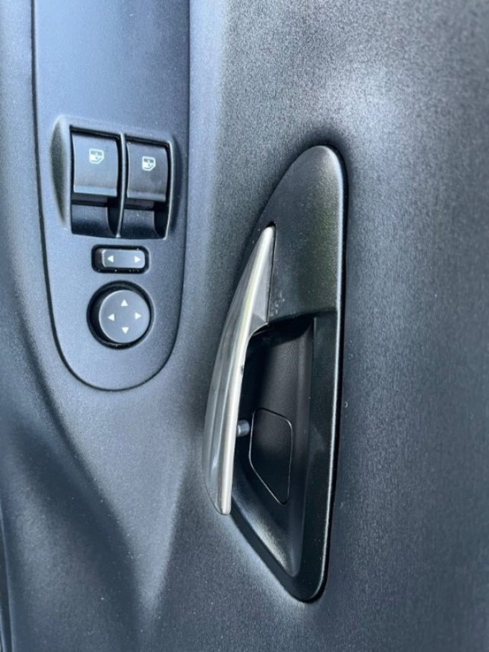 Lancia Ypsilon usata a Lodi (10)