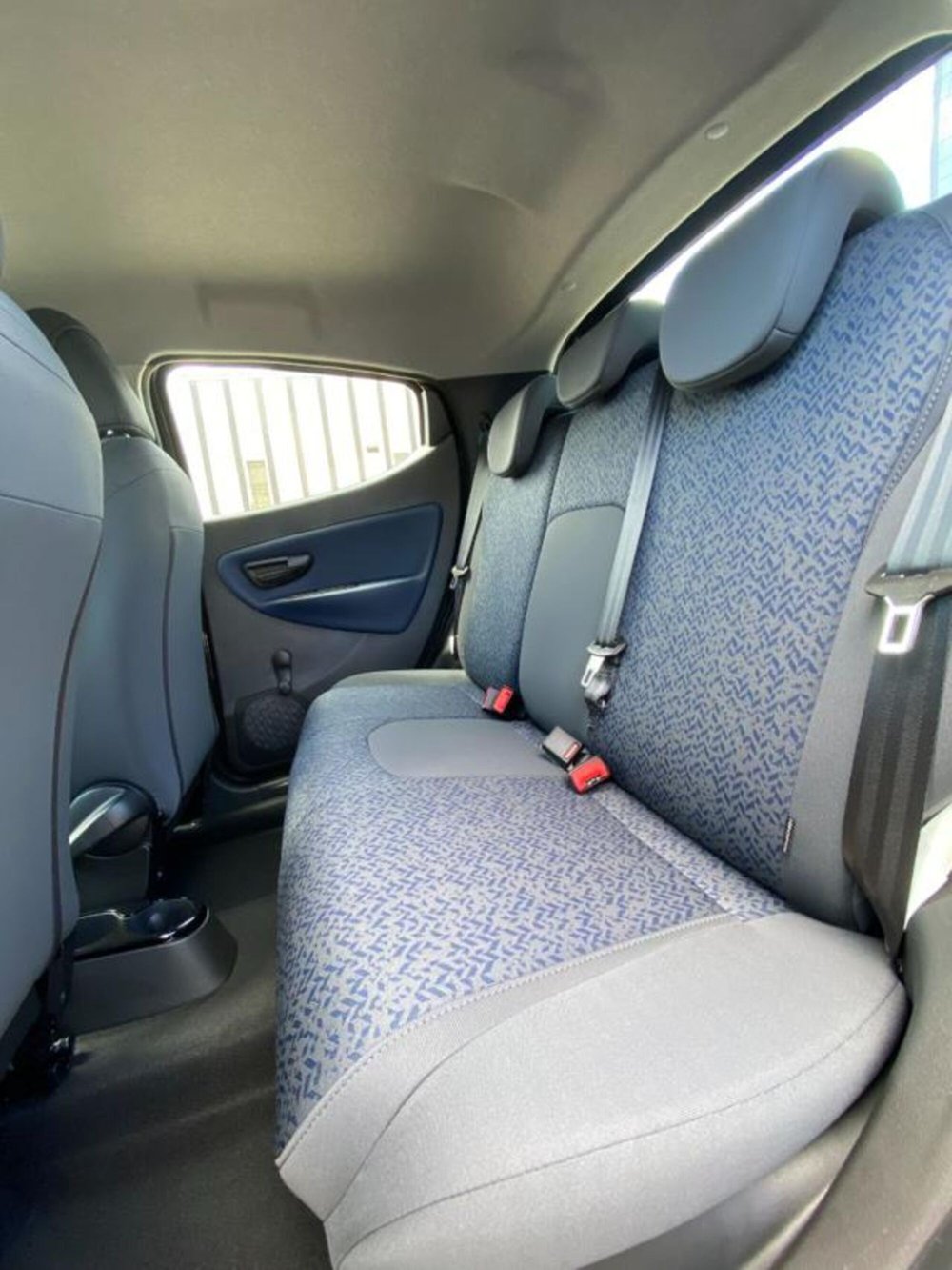 Lancia Ypsilon nuova a Firenze (12)