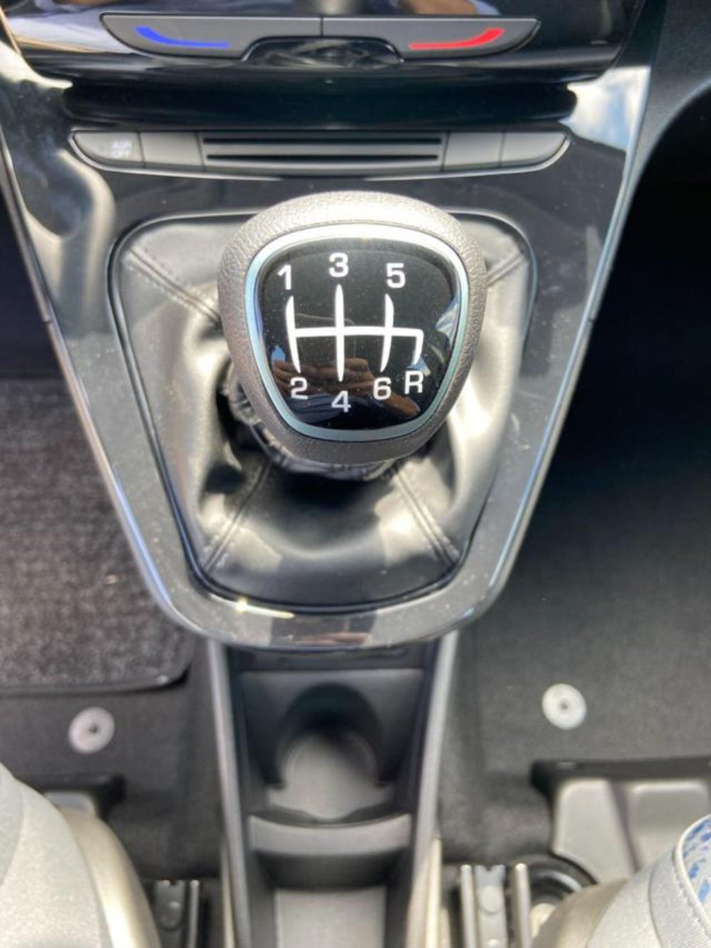 Lancia Ypsilon nuova a Firenze (14)