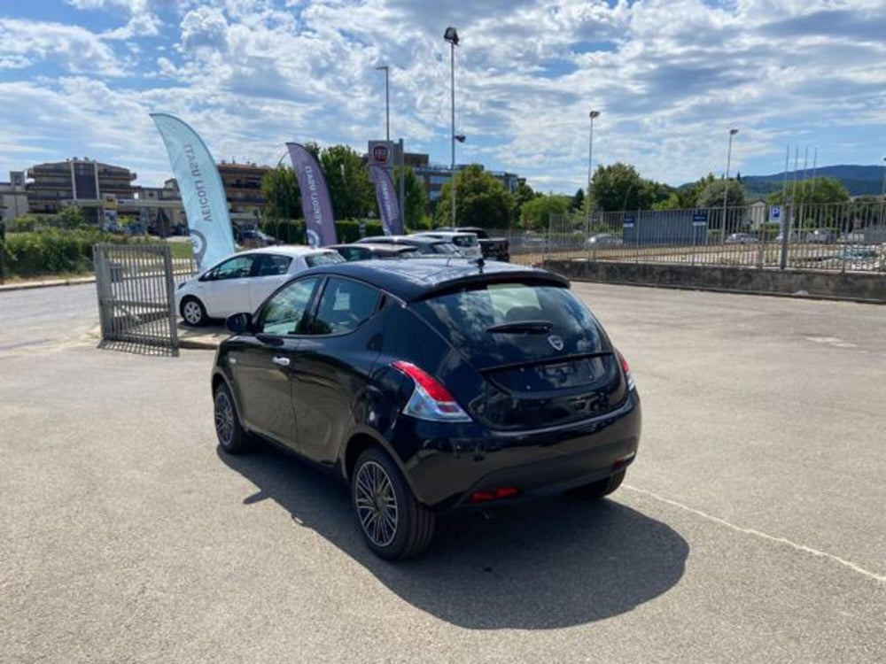Lancia Ypsilon nuova a Firenze (7)
