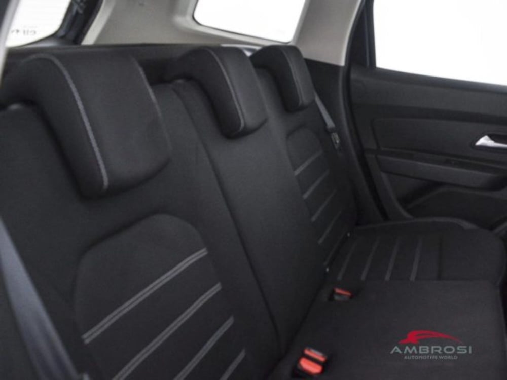 Dacia Duster usata a Perugia (11)