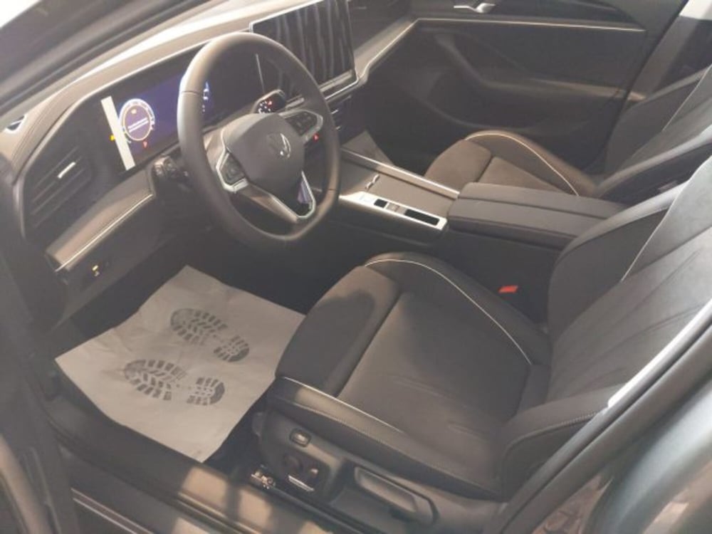 Volkswagen Passat nuova a Vicenza (6)