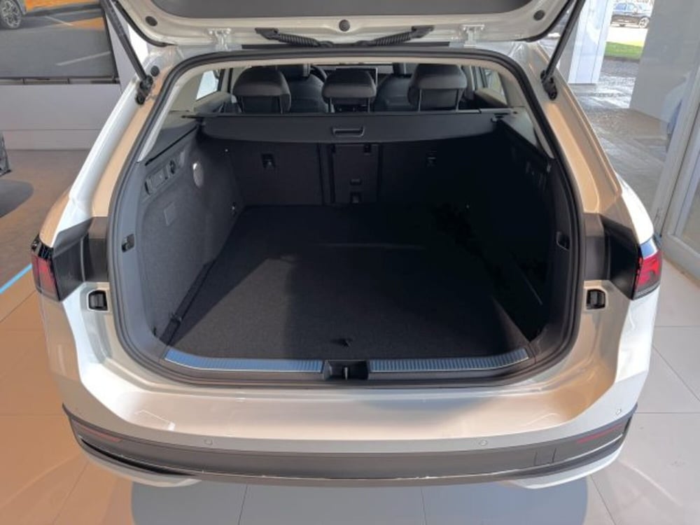 Volkswagen Passat nuova a Vicenza (10)
