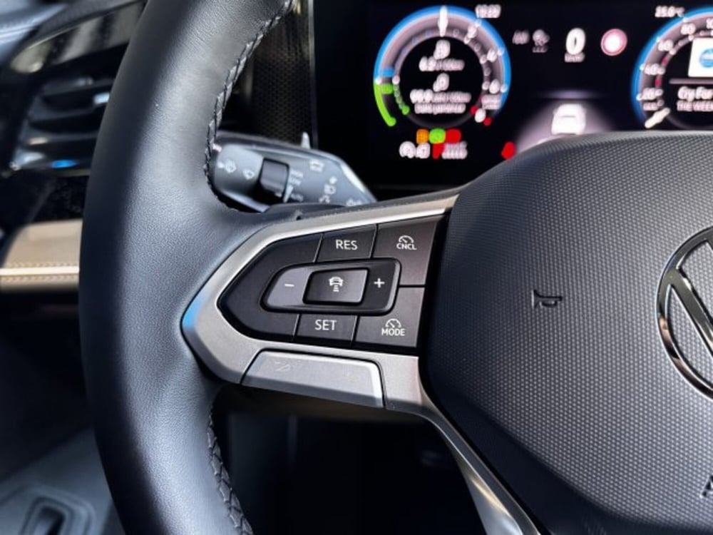 Volkswagen Passat nuova a Vicenza (16)