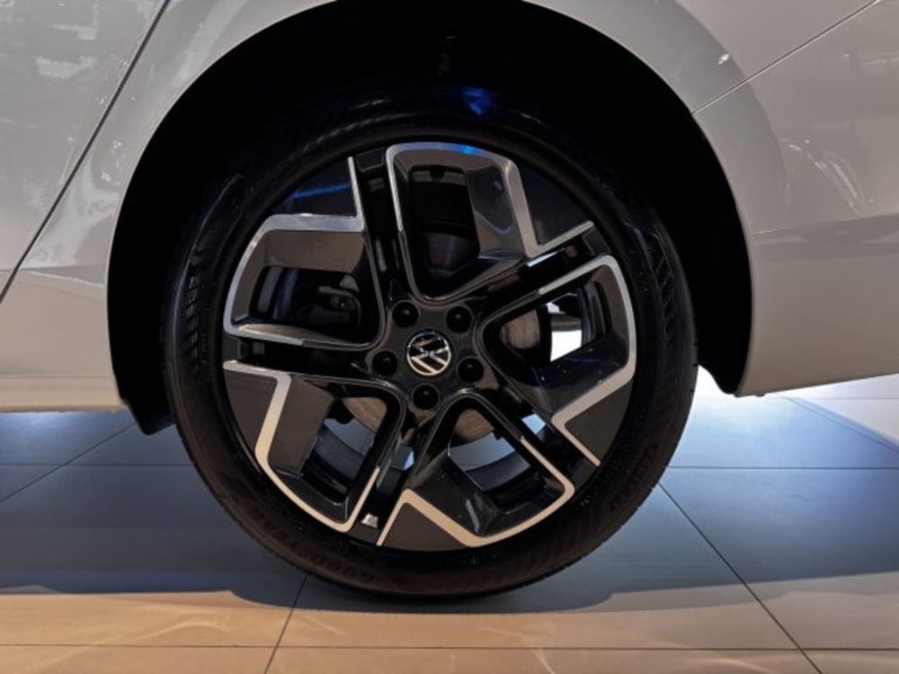Volkswagen Passat nuova a Vicenza (6)