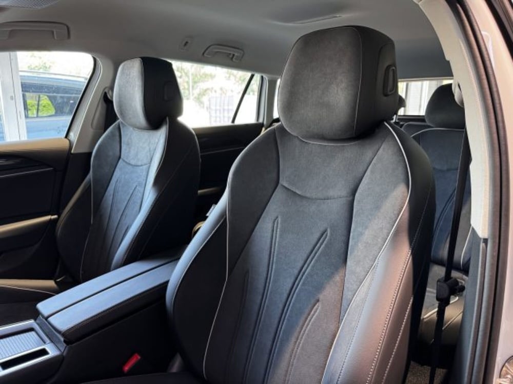 Volkswagen Passat nuova a Vicenza (8)