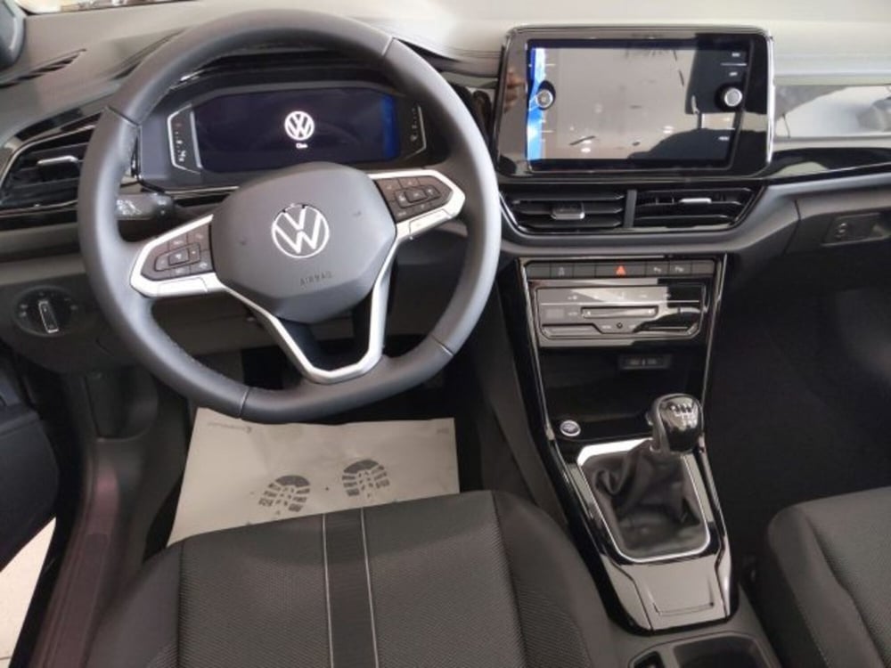 Volkswagen T-Roc Cabrio nuova a Vicenza (10)
