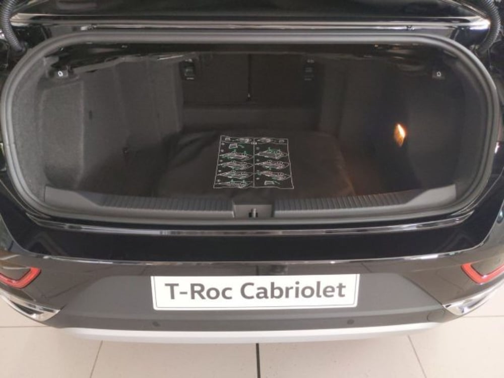 Volkswagen T-Roc Cabrio nuova a Vicenza (12)