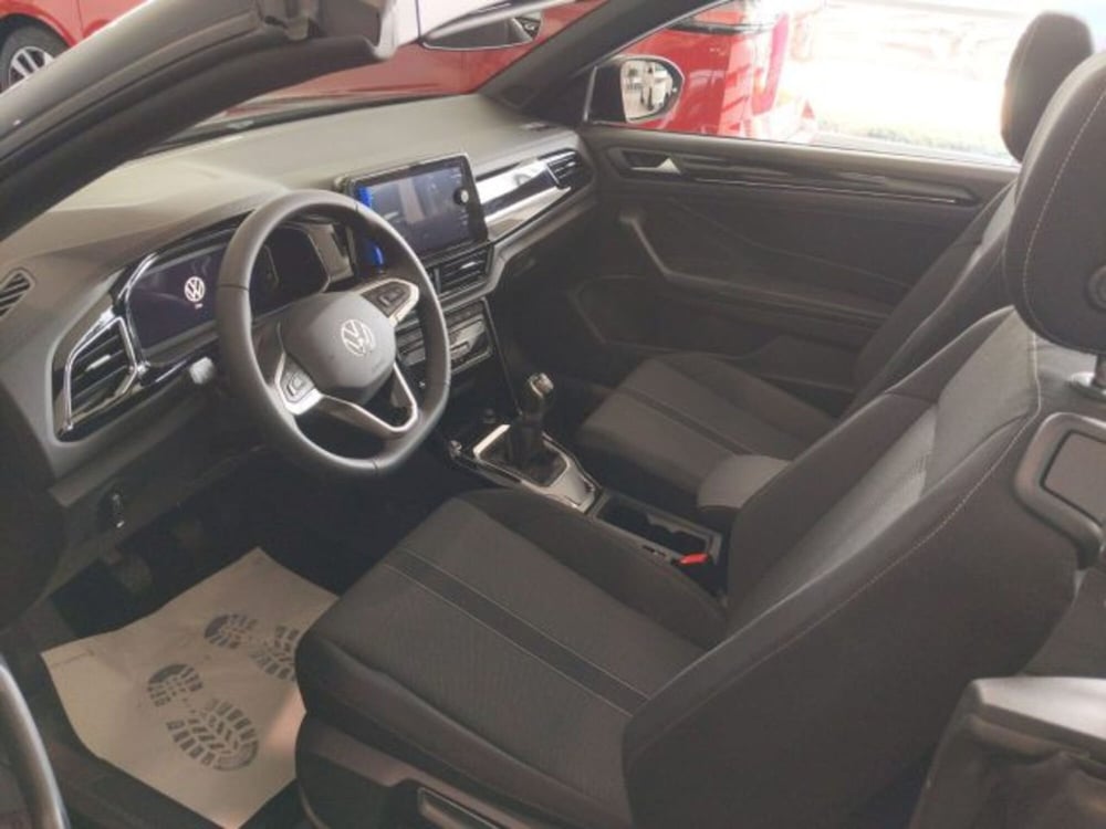 Volkswagen T-Roc Cabrio nuova a Vicenza (8)