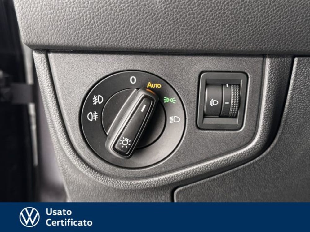 Volkswagen Taigo usata a Vicenza (12)