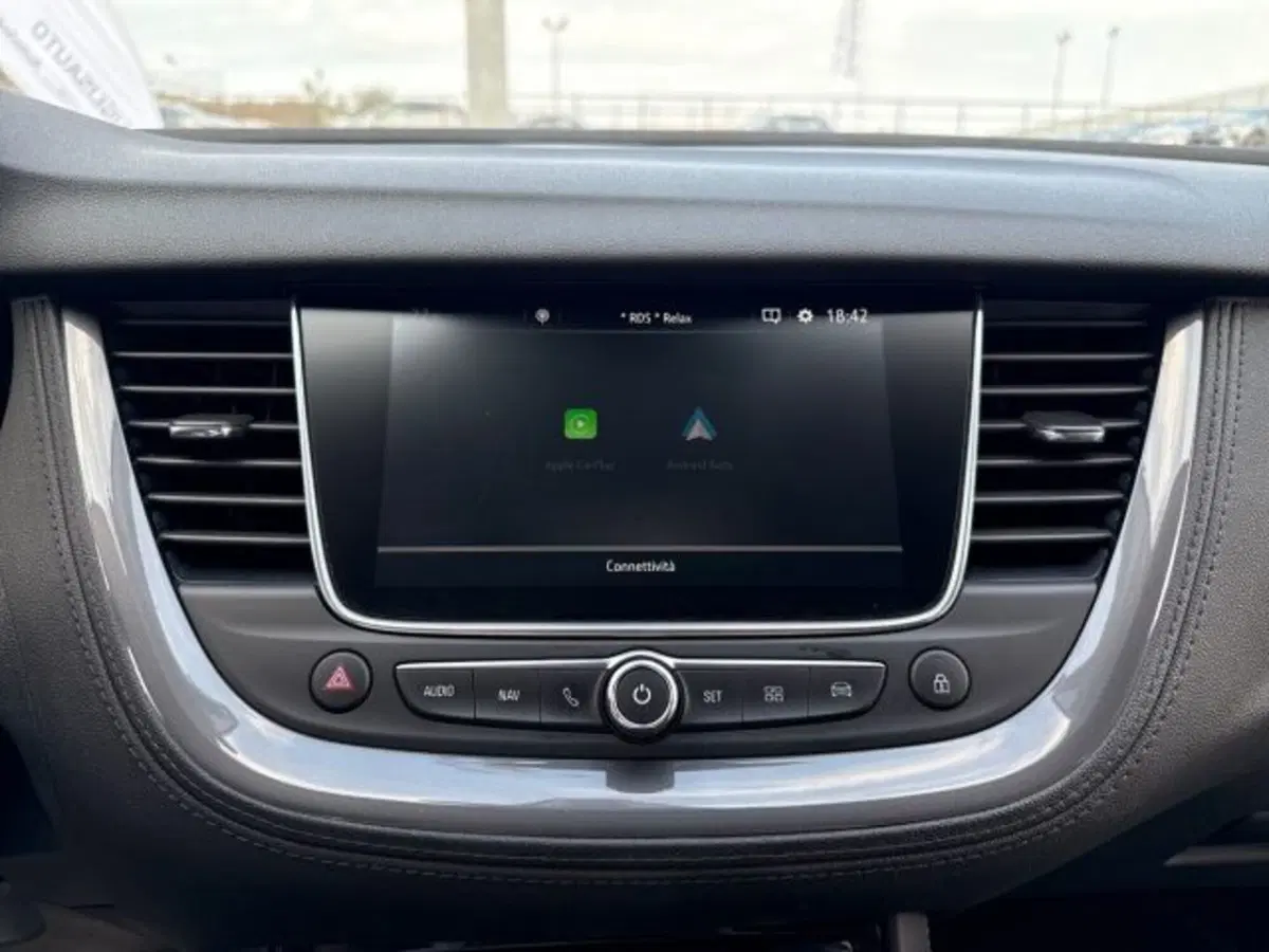 Opel Grandland X usata a Catania (16)
