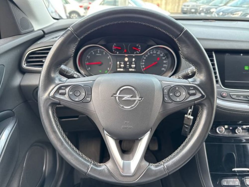 Opel Grandland X usata a Catania (18)