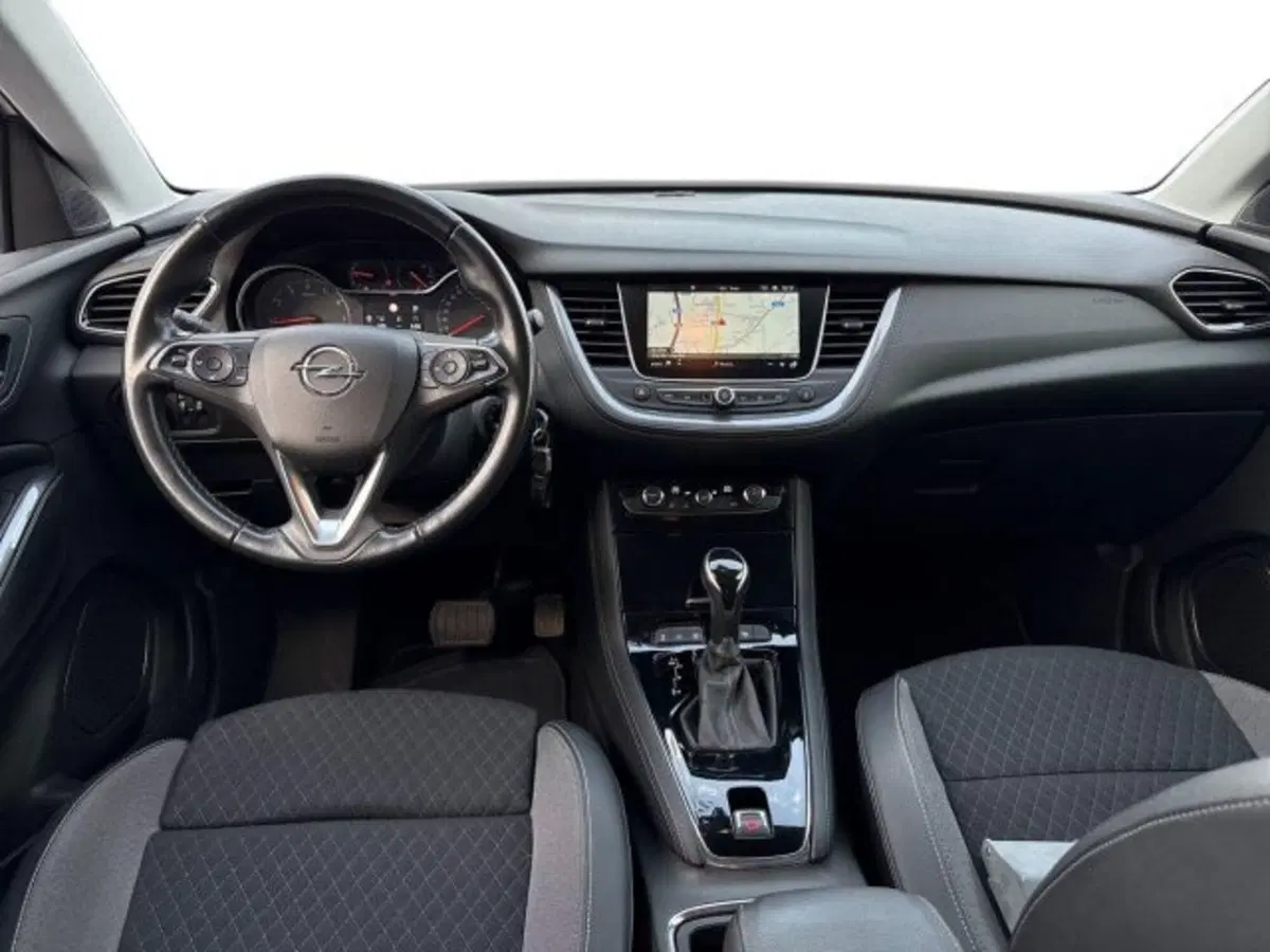 Opel Grandland X usata a Catania (7)