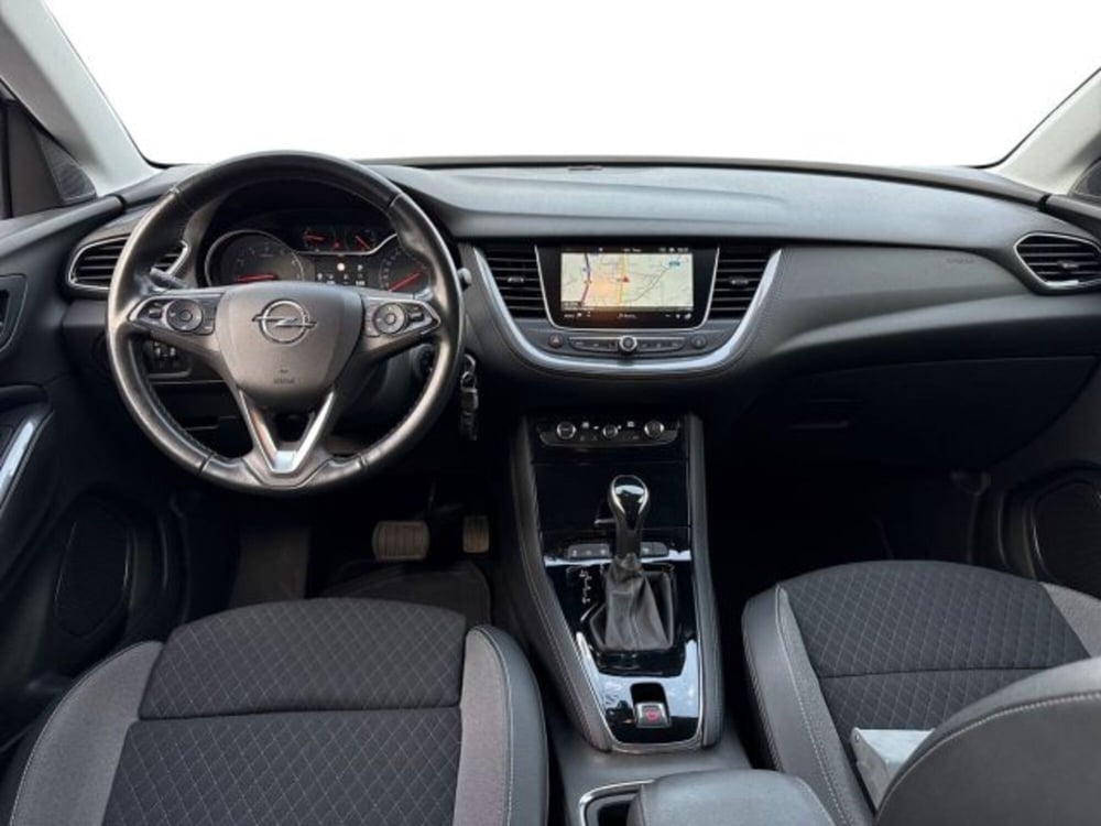 Opel Grandland X usata a Catania (7)