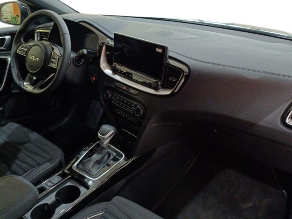 Kia ProCeed nuova a Catania (9)