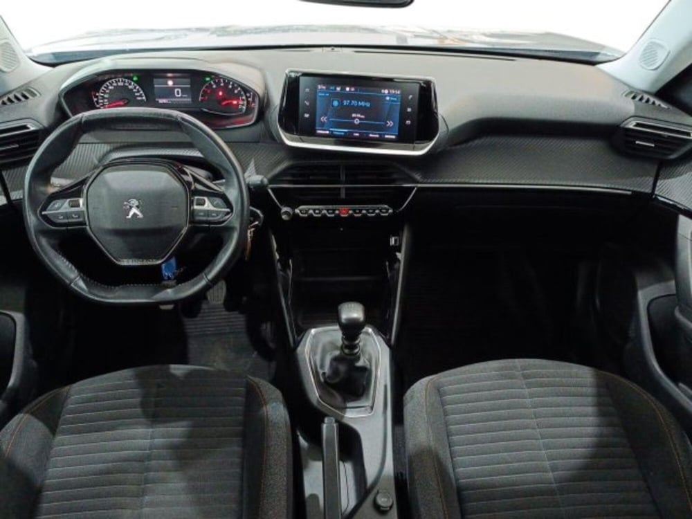 Peugeot 2008 usata a Catania (7)