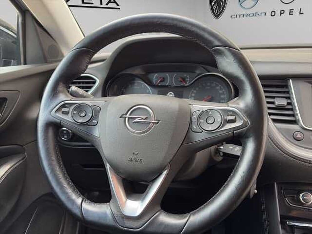 Opel Grandland X usata a Vibo Valentia (10)