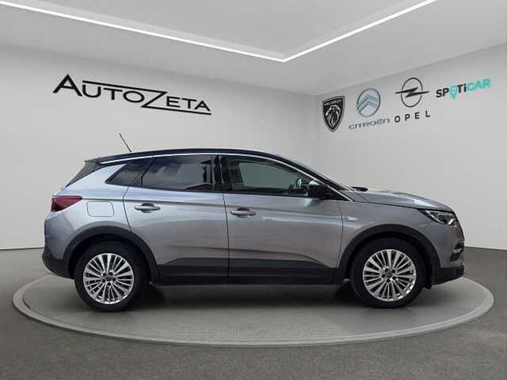 Opel Grandland X usata a Vibo Valentia (4)