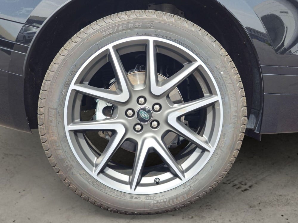 Land Rover Range Rover Velar usata a Catania (9)