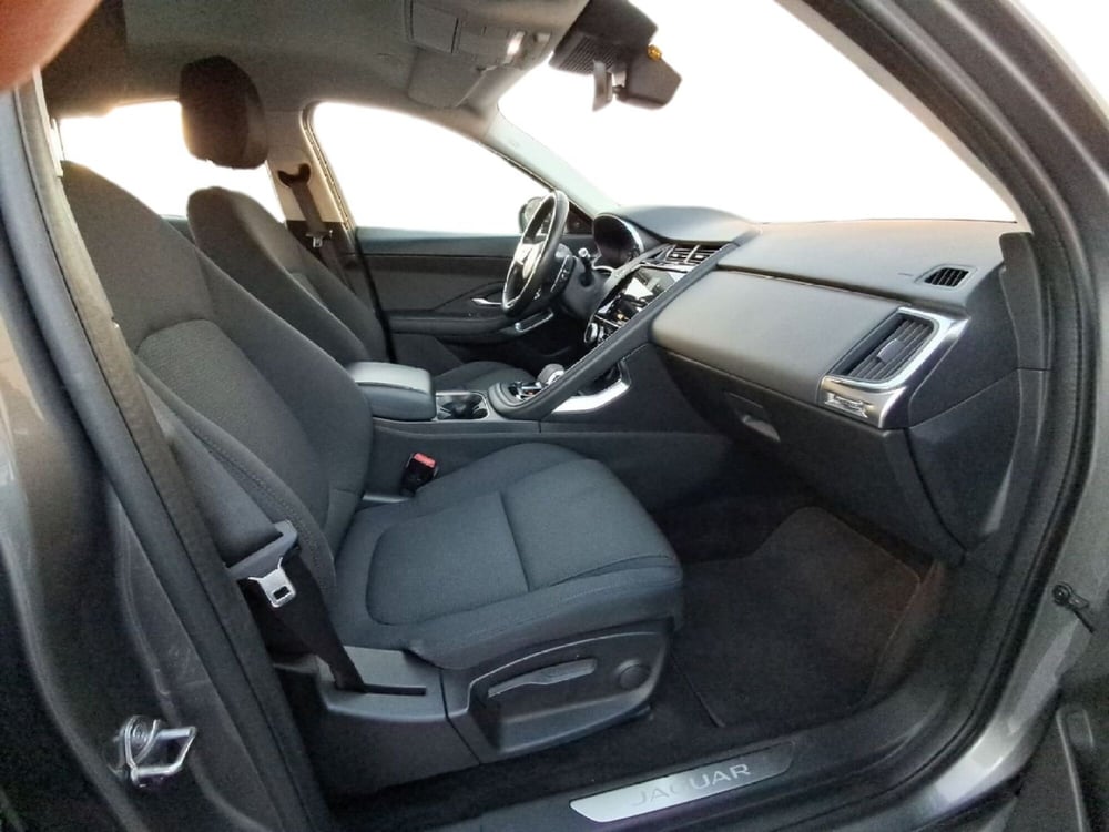 Jaguar E-Pace usata a Catania (3)