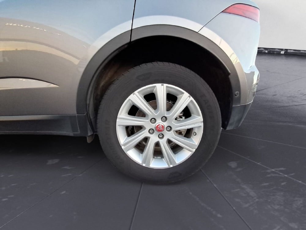 Jaguar E-Pace usata a Catania (9)