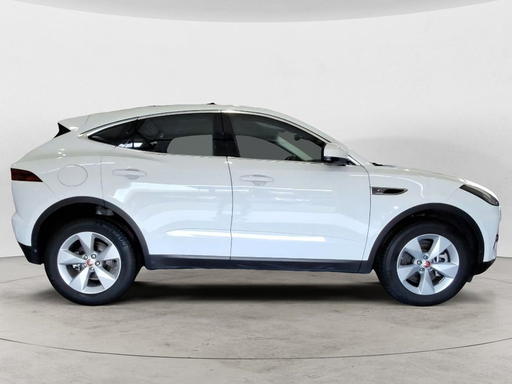 Jaguar E-Pace usata a Catania (6)