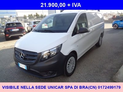 Mercedes-Benz Vito 2.2 119 CDI PC-SL Furgone Long del 2017 usata a Alba