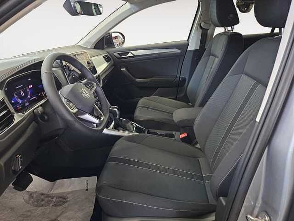 Volkswagen T-Roc nuova a Lecco (15)