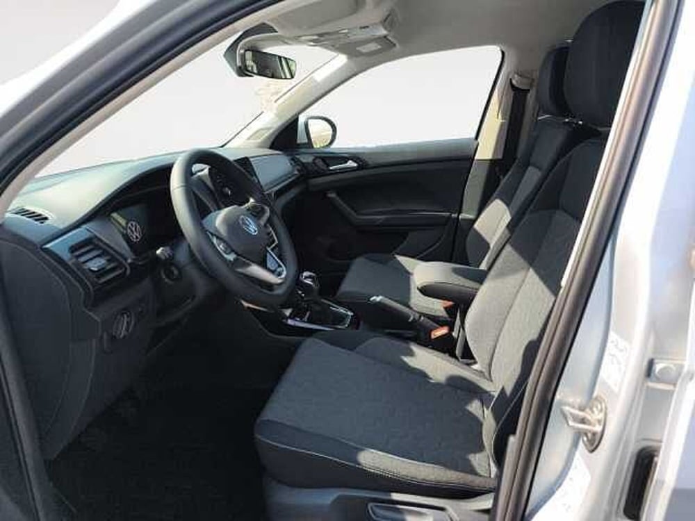 Volkswagen T-Cross nuova a Lecco (9)