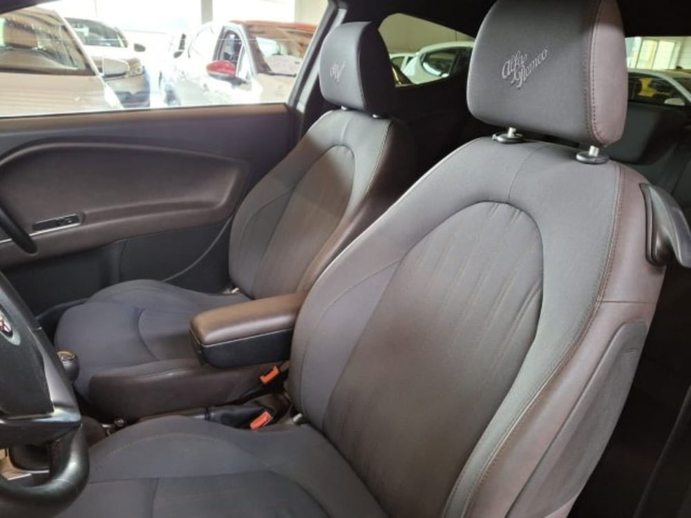 Alfa Romeo MiTo usata a Vicenza (13)