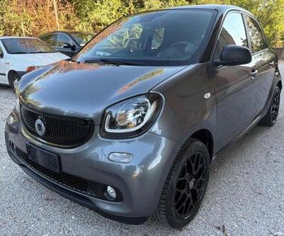smart forfour forfour 90 0.9 Turbo Passion del 2017 usata a Roma