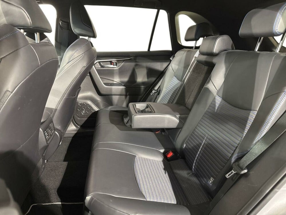 Toyota Rav4 usata a Lecco (13)