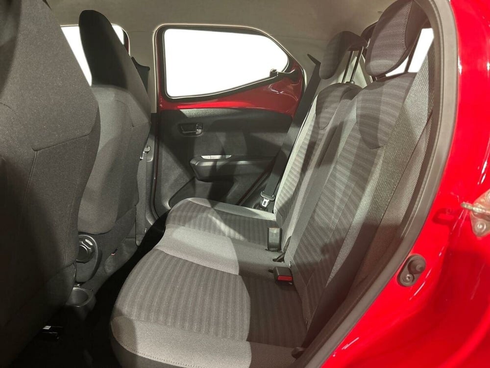 Toyota Aygo usata a Lecco (11)